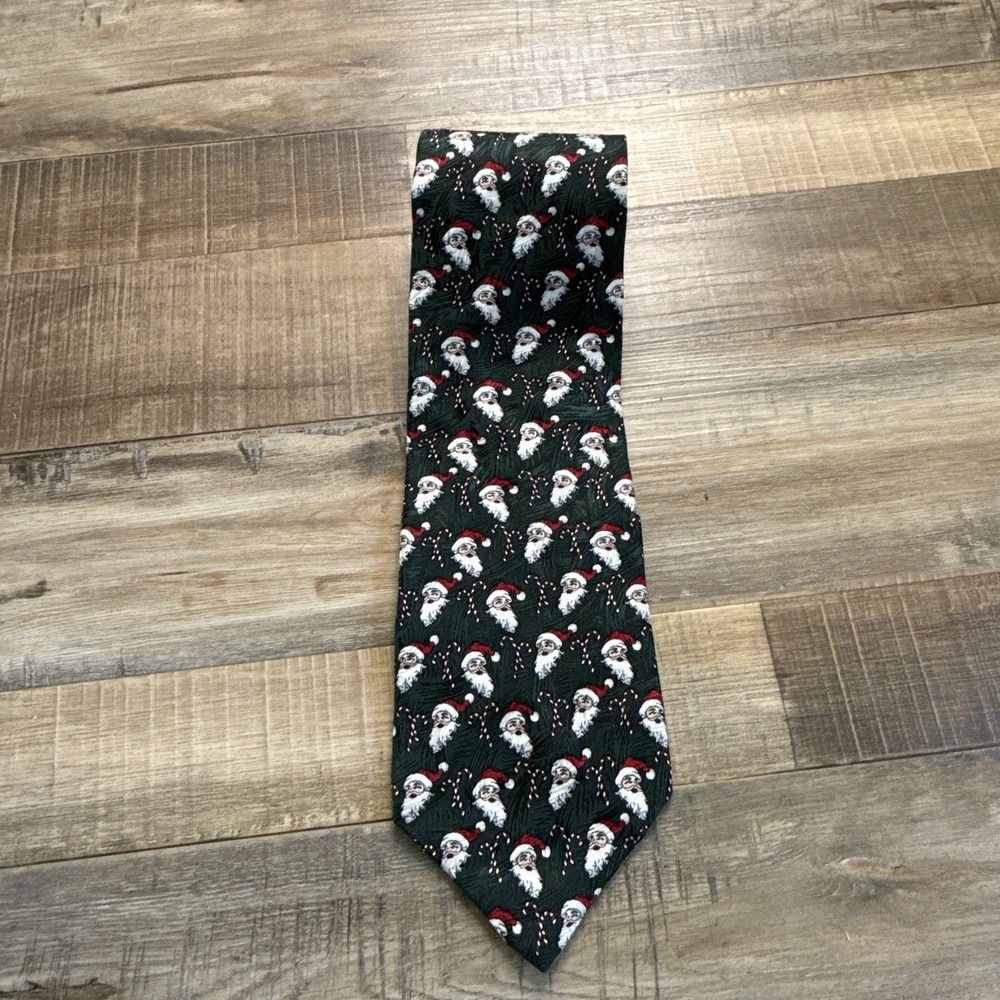 Cape Cod Green Silk Novelty Neck Tie Santa Claus Candy Canes Holiday Christmas